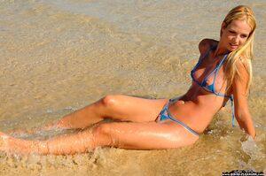 Original 3000 px/ 1993 px