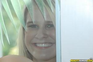 Original 3840 px/ 2568 px