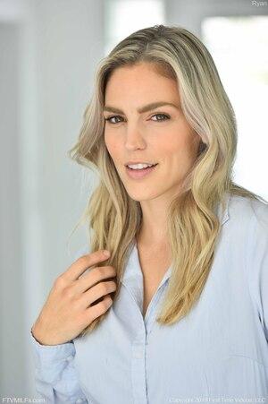 Original 3280 px/ 4928 px