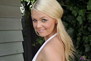 Original 3000 px/ 2000 px