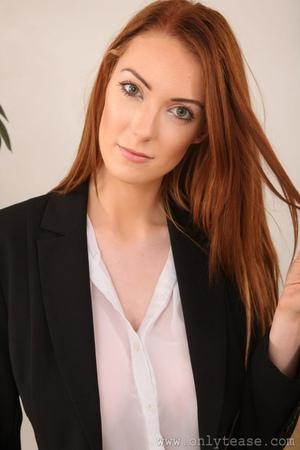 Original 682 px/ 1024 px