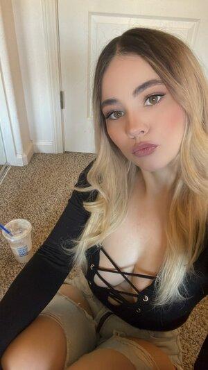 Original 1152 px/ 2048 px