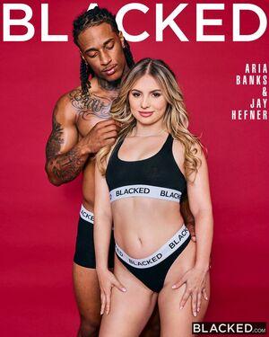 Original 864 px/ 1080 px