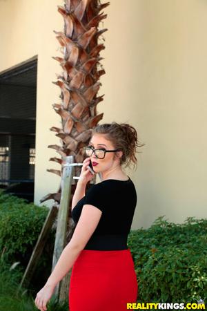 Original 2560 px/ 3840 px