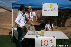 Original 900 px/ 600 px