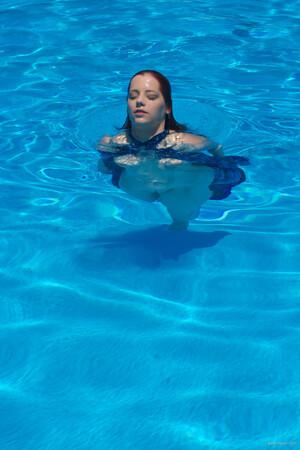 Original 1365 px/ 2048 px