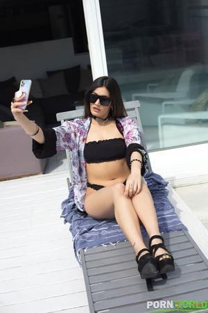 Original 1728 px/ 2592 px