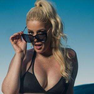 Original 1200 px/ 1200 px