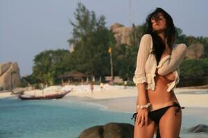 Original 2048 px/ 1365 px