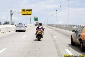 Original 3840 px/ 2560 px