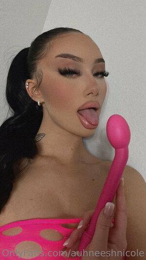 Original 1284 px/ 2282 px