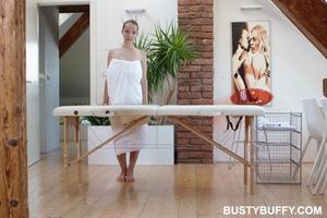 Original 2074 px/ 1382 px