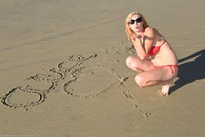 Original 2400 px/ 1602 px