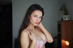 Original 2048 px/ 1365 px