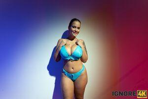 Original 2045 px/ 1364 px