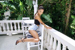 Original 4500 px/ 3000 px