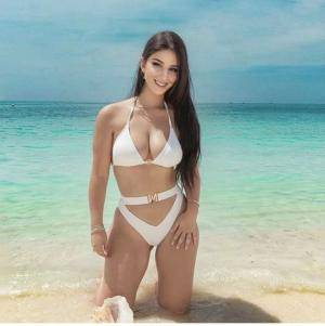 Original 735 px/ 738 px