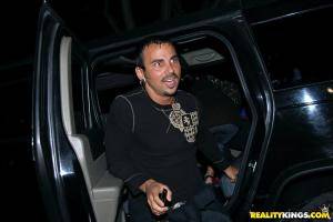 Original 900 px/ 602 px