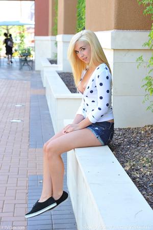 Original 3280 px/ 4928 px