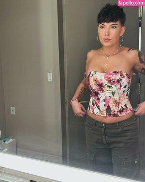 Original 864 px/ 1080 px