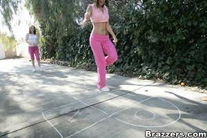 Original 900 px/ 600 px