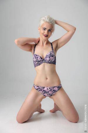 Original 854 px/ 1280 px