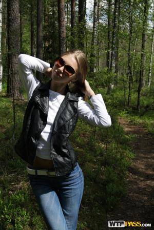 Original 1067 px/ 1600 px