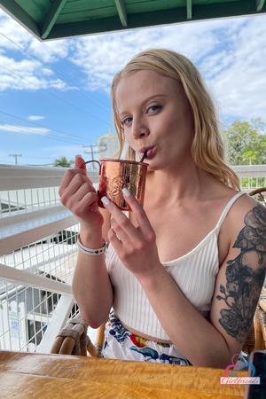 Original 2000 px/ 3000 px