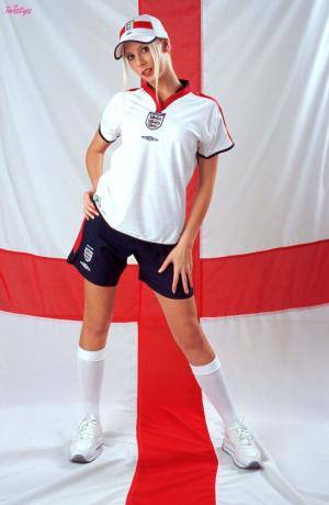 Original 834 px/ 1280 px