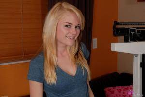 Original 3000 px/ 2008 px