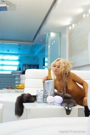 Original 2000 px/ 3008 px