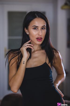 #5KPorn Alyssa Bounty - Blowjob Bounty