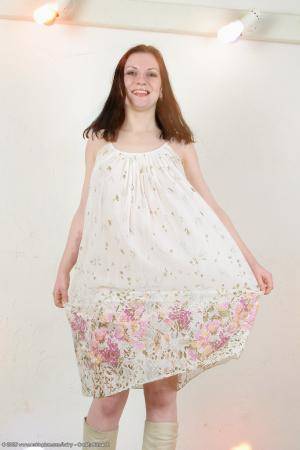 Original 682 px/ 1024 px