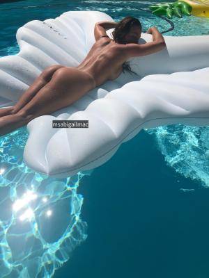 Original 1534 px/ 2048 px