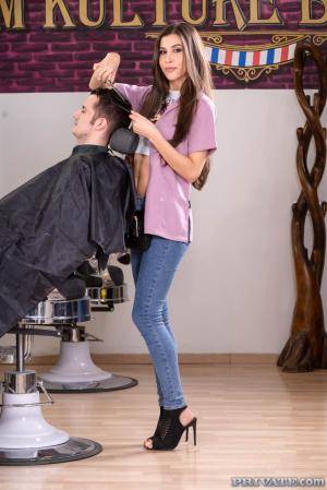 Original 1067 px/ 1600 px