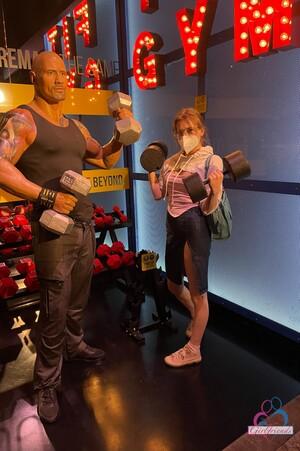 Original 1064 px/ 1600 px