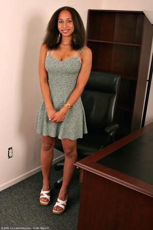 Original 682 px/ 1024 px