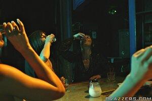 Original 900 px/ 599 px