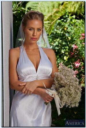 #NaughtyAmerica BRIDE NICOLE ANISTON IS PRO PRE-MARITAL SEX...WITH GROOMS BEST BUD FEATURING NICOLE ANISTON, ALAN STAFFORD
