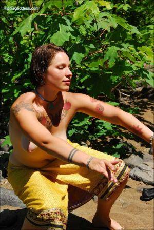 Original 857 px/ 1280 px