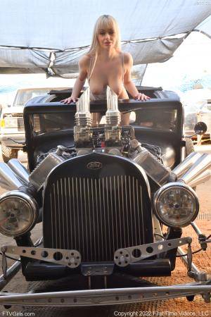 Original 3280 px/ 4928 px