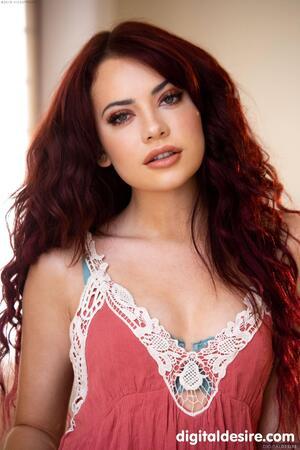 #DigitalDesire Sabina Rouge