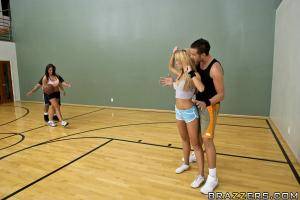 Original 900 px/ 600 px