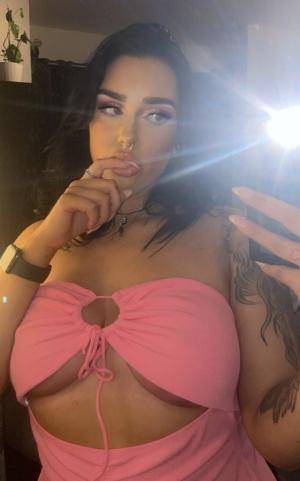 Original 561 px/ 900 px