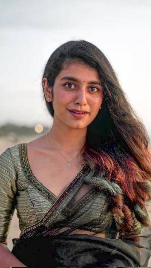 Original 1153 px/ 2048 px