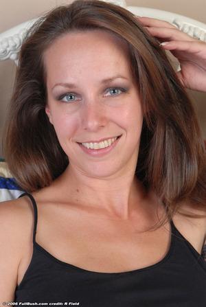 Original 687 px/ 1024 px