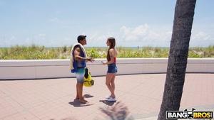 Original 1278 px/ 719 px