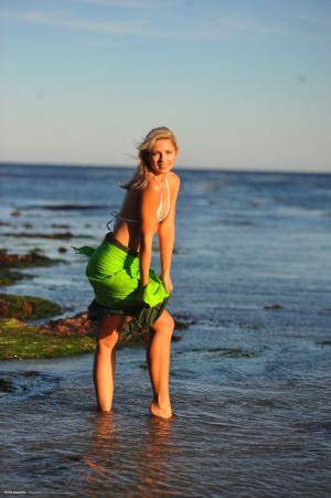 Original 899 px/ 1352 px