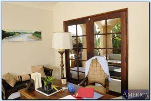 Original 850 px/ 572 px