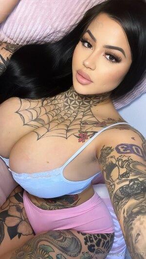 Original 1284 px/ 2282 px